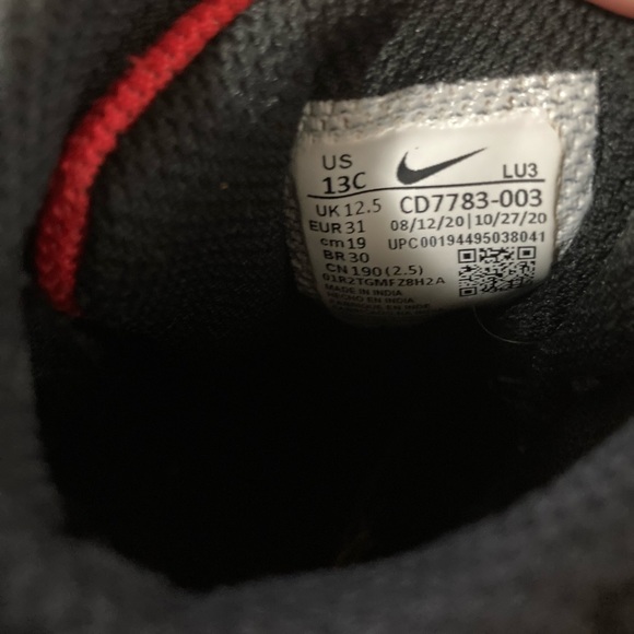 Nike kids shoes…size 13C - Picture 6 of 6